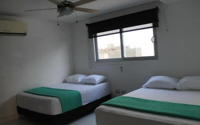 Hotel Kaamu Taganga - Hotel in Σάντα Μάρτα - Photo 2