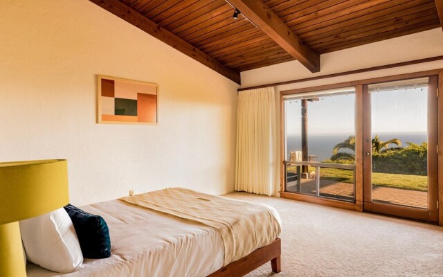 Cliffridge by AvantStay