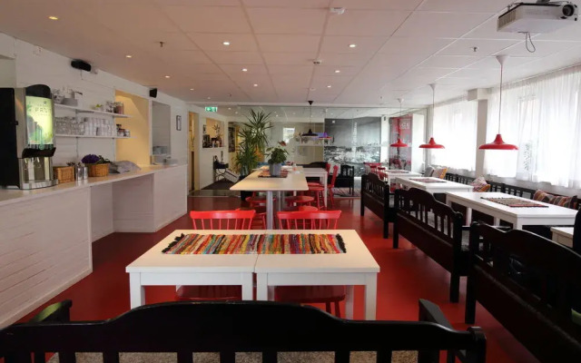 STF Gärdet Hotel & Hostel