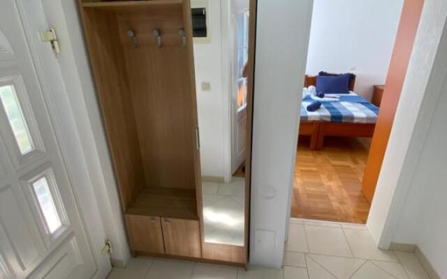 Lovely 1-bedroom apartment with free parking