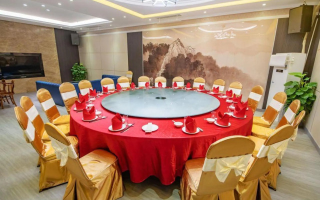 Dayu Hotel