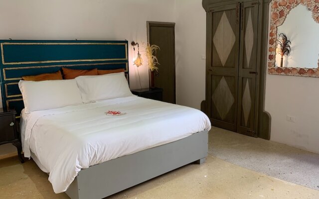 Salapolis Luxury Apartments