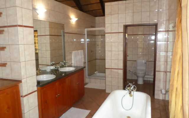 Foundry Guest Lodge