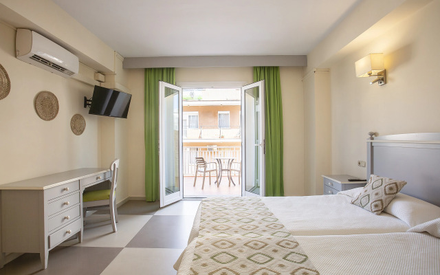 Hotel Playa Sol