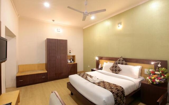 Hotel Pushpak Calicut International Airport