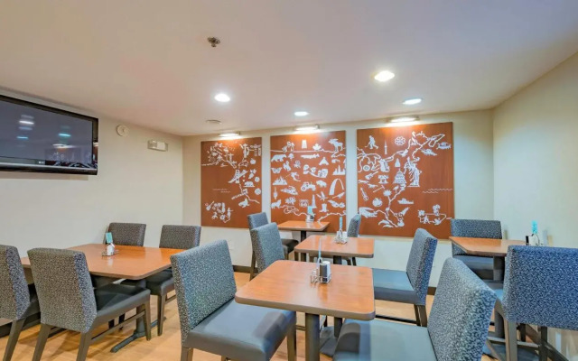 Towneplace Suites By Marriott Streetsboro