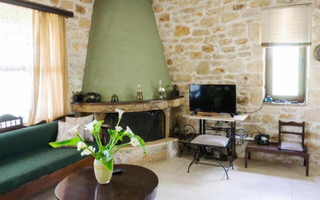 Charming Stone House With Swimming Pool