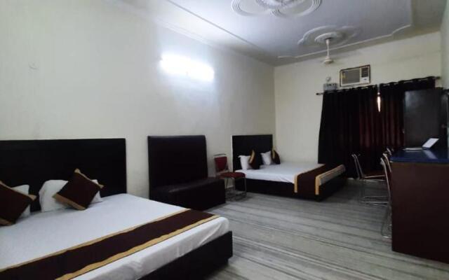Hotel THE BIRD Dehradun