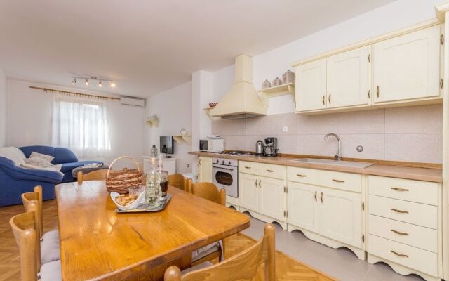 Apartments Aquamarine