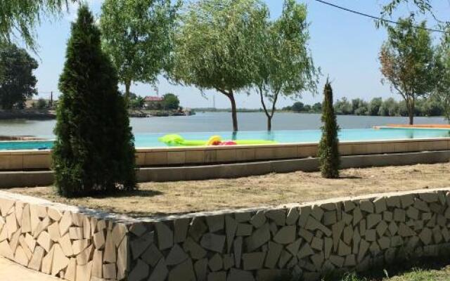 Paradise Delta House