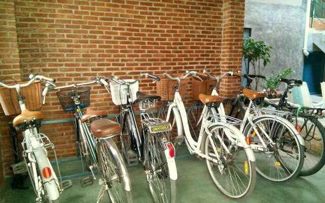 Plern Plern Bed and Bike