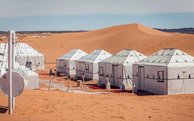 Luxury Camp Chebbi