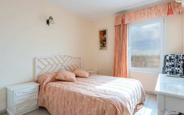 VILLA ALMENDRO! Bbq, HEATED Private Swimming Pool !
