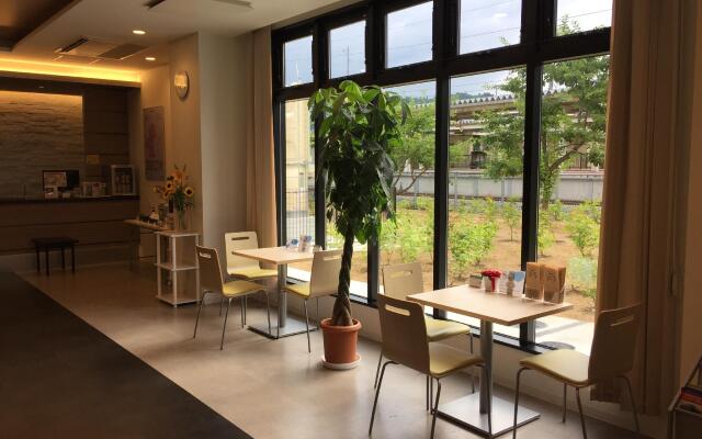 MURAYAMA West Entrance Hotel