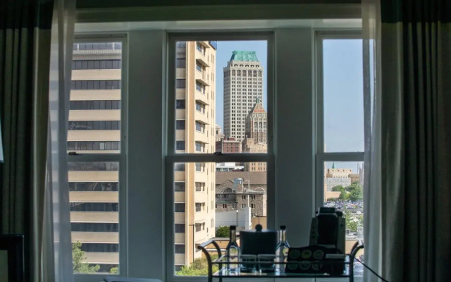 Ambassador Hotel Tulsa, Autograph Collection