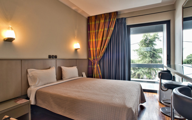 Pines Hotel