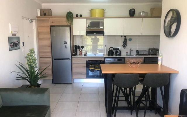 Luxurious Waterfall 1 bedroom Condo With Free Uncapped Wifi