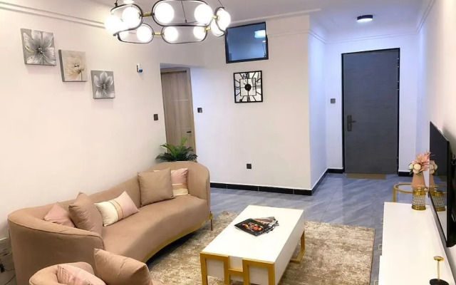 Lux Suites Staroot Apartments Kilimani