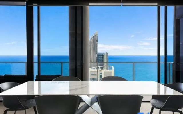5 bedroom Level 67 Circle sub Penthouse - 1 ONLY – Balcony – Gold Coast