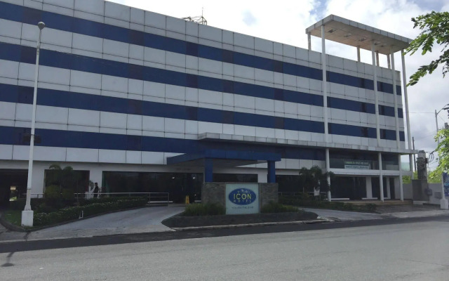 Icon Hotel Macapagal