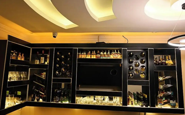 Neon Hotel Ntinda