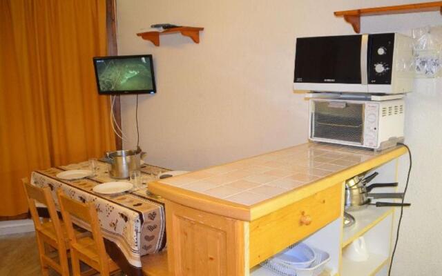 Appartement Les Menuires, 1 pièce, 3 personnes - FR-1-452-191