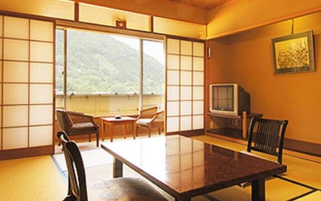 Kawasegien Isuzu Hotel