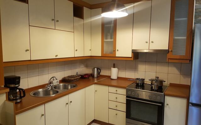 Saint Stephen's apartements at Meteora 3
