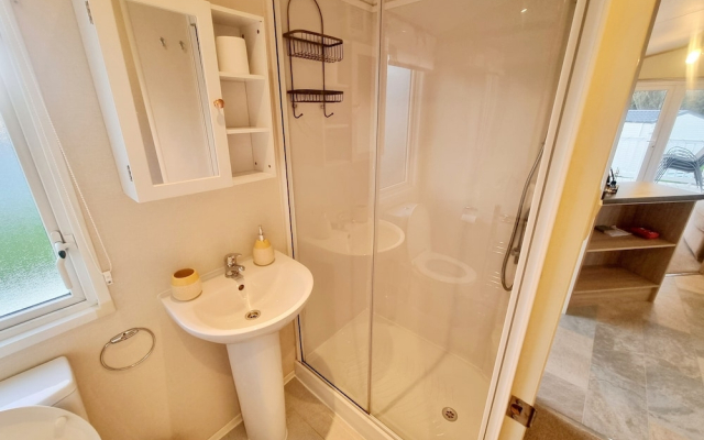 Impeccable 2-bed Caravan in Morpeth - Willow Burn