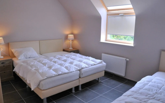 Cozy Holiday Home in Sommeleuze With Private Pool
