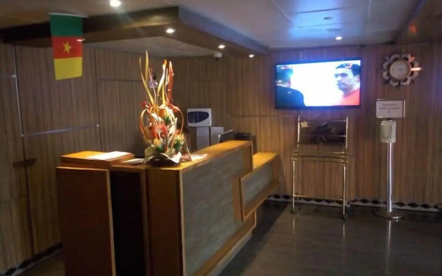 Noubou International Hotel Bonapriso