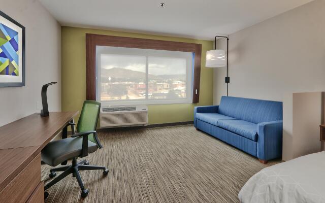Holiday Inn Express & Suites Albuquerque East by IHG