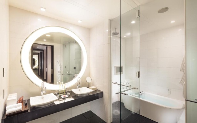 Double Suite with bay view (풀 더블 침대) 사진 4