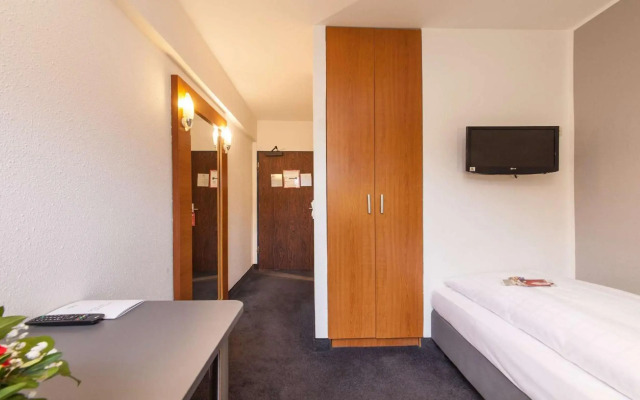 Henn na Hotel Tokyo Nishikasai