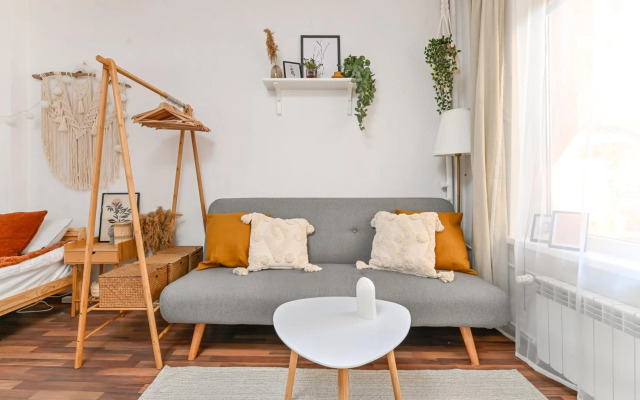 Cosy&Art 1BD Apartment next to Slaveykov Square