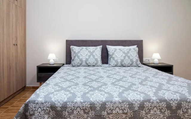 Barbaras Apartments