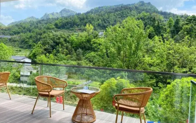 Xianxi Hotel (Zhangjiajie National Forest Park)