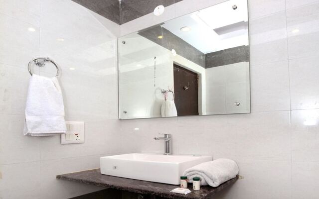 OYO 10144 Hotel Southend