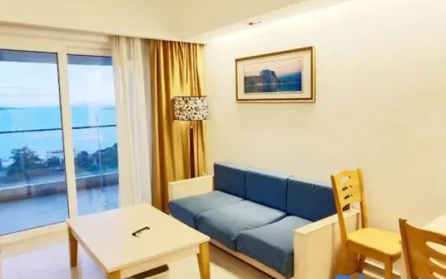 Yunzhifan Holiday Hotel