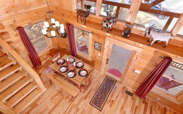 A View To Remember 204 - Two Bedroom Cabin
