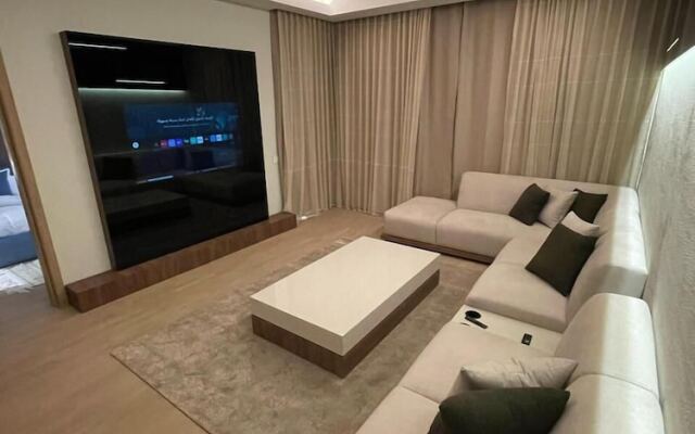 Chic Apartment In Aeon Compound