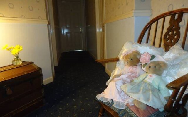 Heather Lodge Country House