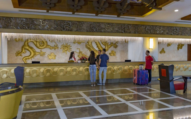 Royal Dragon Hotel – All Inclusive