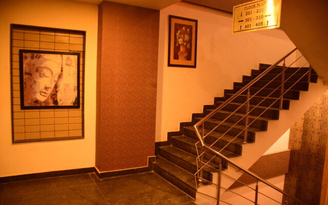 Hotel Orbion Mall Road
