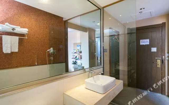 Jinhua Yiyi Jingjing Hotel (Jinhua Vocational and Technical College Branch, Licheng District)