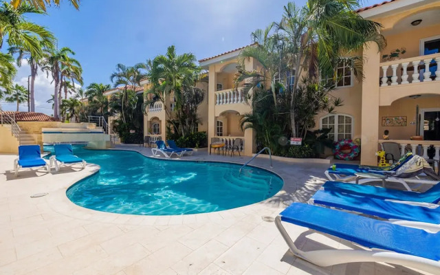 1BR Condo Wacamaya Condos Great Pool Location