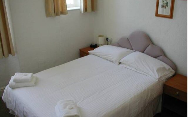 Daunceys Hotel