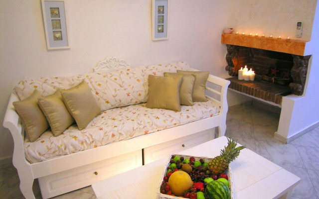 Aeolos Art and Eco Suites - Adults Only