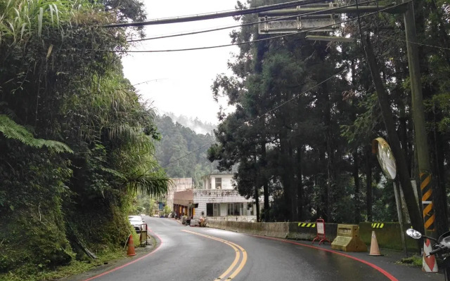 Qun Feng Hotel