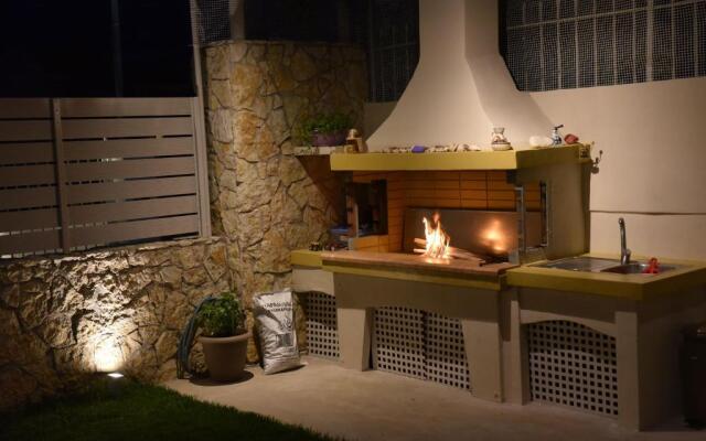 Fanis Apartment